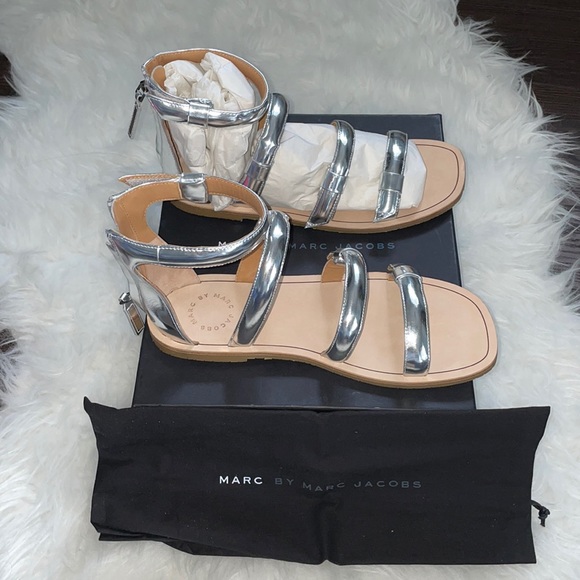 New Marc by Marc Jacobs Sandals - Picture 2 of 8